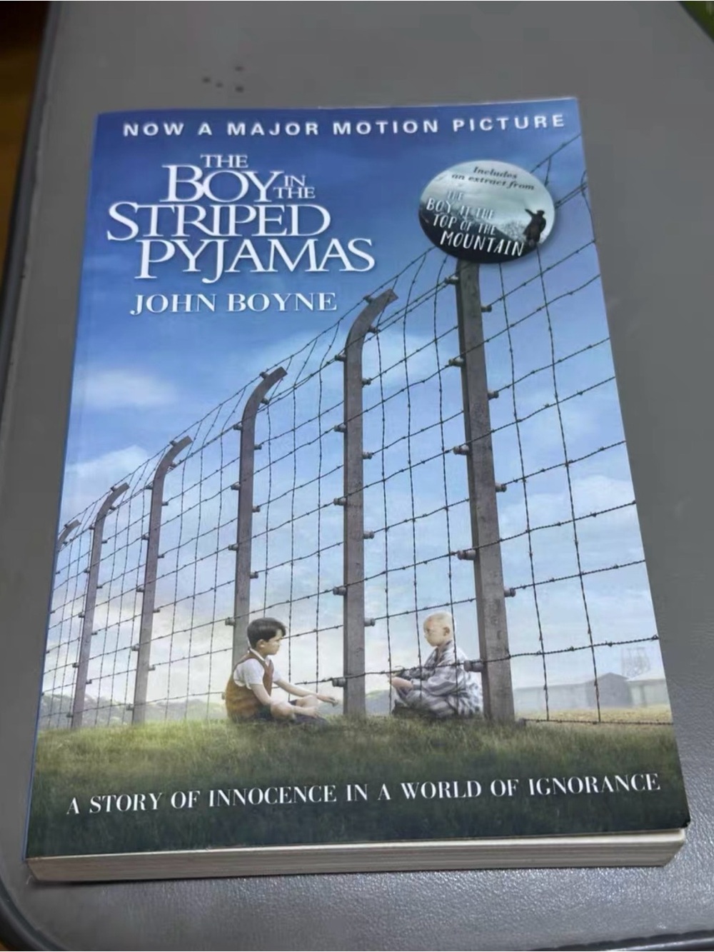 The Boy in the Striped Pyjamas by - Blue Cover